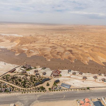 Desert Breeze Lodge Свакопмунд Экстерьер фото