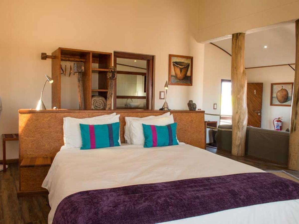 Desert Breeze Lodge Свакопмунд Экстерьер фото