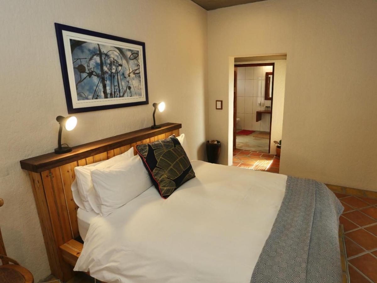 Desert Breeze Lodge Свакопмунд Экстерьер фото