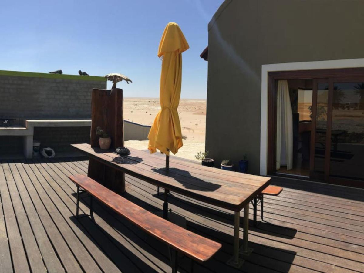 Desert Breeze Lodge Свакопмунд Экстерьер фото