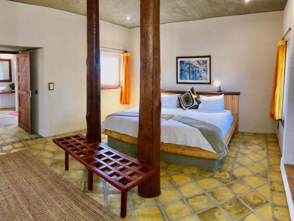 Desert Breeze Lodge Свакопмунд Экстерьер фото