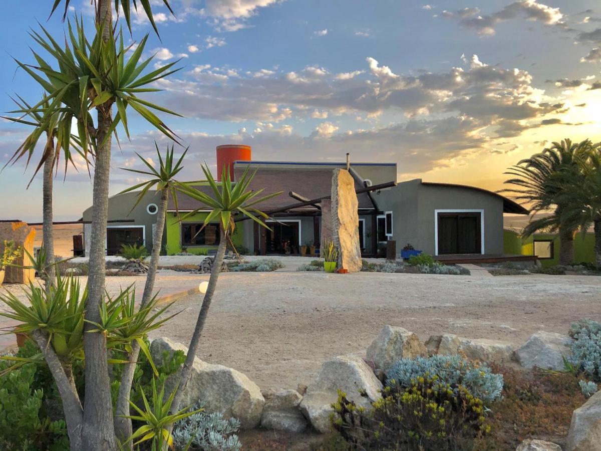 Desert Breeze Lodge Свакопмунд Экстерьер фото